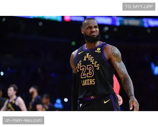 詹姆斯真实正负值保持前列 41岁仍能影响比赛多个维度